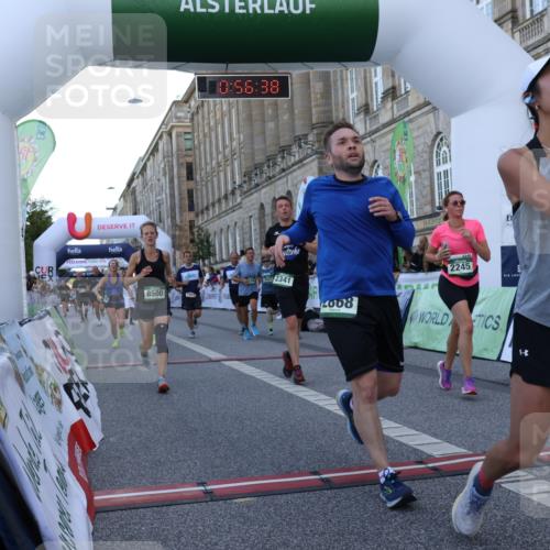 07.09.2025 - BARMER Alsterlauf Strokosch-Dieckow http://msf.ph/oto/8721887 07.09.2025 09:56:37 Ziel 2022, 2150, 2151, 2152, 2245, 2341, 2437, 2452, 2568, 2664, 2665, 2722, 2868, 3188, 3752, 3869, 4121, 4490, 4507, 4508, 4824, 5375, 5925, 6186, 6223, 8500 meine-sportfotos.de