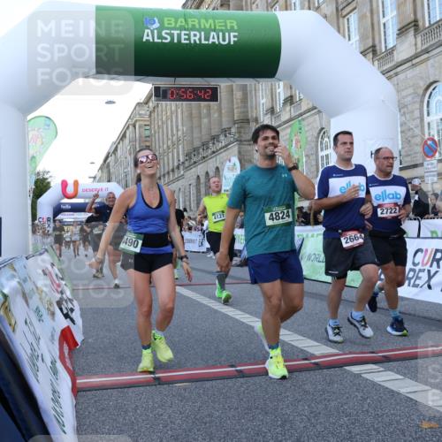 07.09.2025 - BARMER Alsterlauf Strokosch-Dieckow http://msf.ph/oto/8721900 07.09.2025 09:56:40 Ziel 2022, 2150, 2151, 2152, 2245, 2341, 2437, 2452, 2664, 2665, 2722, 2868, 3188, 3752, 3869, 3963, 4121, 4479, 4490, 4507, 4508, 4565, 4706, 4824, 5739, 5925, 6186, 6187, 6223, 8007, 8500 meine-sportfotos.de