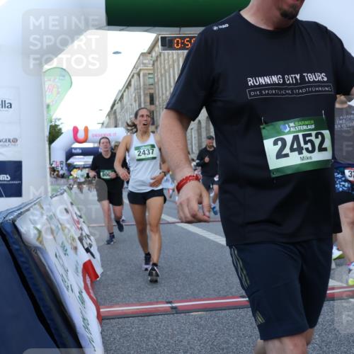 07.09.2025 - BARMER Alsterlauf Strokosch-Dieckow http://msf.ph/oto/8721917 07.09.2025 09:56:45 Ziel 2152, 2437, 2452, 3752, 3869, 3963, 4121, 4479, 4507, 4508, 4565, 4706, 5081, 5308, 5739, 5805, 5925, 6187, 6223, 8007 meine-sportfotos.de