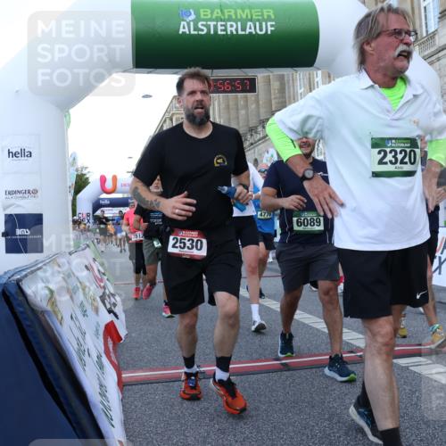 07.09.2025 - BARMER Alsterlauf Strokosch-Dieckow http://msf.ph/oto/8721949 07.09.2025 09:56:56 Ziel 2003, 2320, 2512, 2530, 2763, 3080, 3251, 3371, 3656, 3696, 3970, 4236, 4237, 4338, 4750, 4776, 5081, 5304, 5308, 5342, 5349, 5481, 5529, 5637, 5791, 5805, 6089, 8148, 8210 meine-sportfotos.de