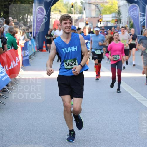 07.09.2025 - BARMER Alsterlauf Strokosch-Dieckow http://msf.ph/oto/8721952 07.09.2025 09:56:05 Ziel 2003, 2022, 2320, 2437, 2452, 2512, 2530, 3080, 3251, 3696, 3752, 3963, 4121, 4236, 4237, 4479, 4507, 4508, 4750, 4776, 5081, 5304, 5308, 5342, 5349, 5481, 5529, 5739, 5805, 5925, 6089, 6187, 6223, 8007, 8148 meine-sportfotos.de