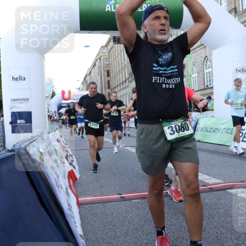 07.09.2025 - BARMER Alsterlauf Strokosch-Dieckow http://msf.ph/oto/8721957 07.09.2025 09:56:58 Ziel 2003, 2320, 2512, 2530, 2763, 2797, 2908, 3080, 3251, 3371, 3656, 3696, 3970, 4236, 4237, 4338, 4750, 4776, 5304, 5342, 5349, 5481, 5529, 5637, 5791, 6089, 6138, 8148, 8210 meine-sportfotos.de