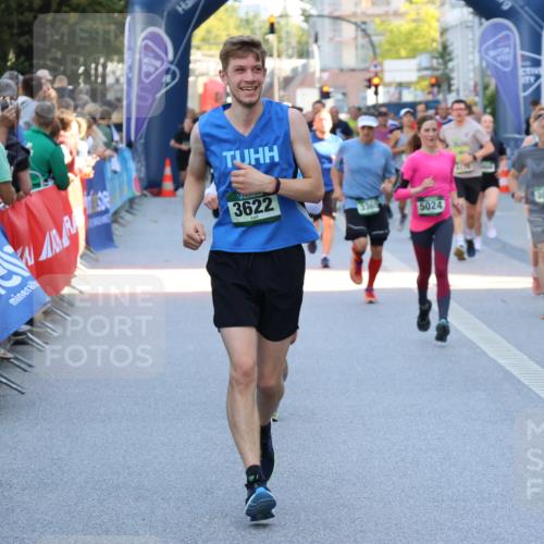 07.09.2025 - BARMER Alsterlauf Strokosch-Dieckow http://msf.ph/oto/8721958 07.09.2025 09:56:05 Ziel 2003, 2022, 2320, 2437, 2452, 2512, 2530, 3080, 3251, 3696, 3752, 3963, 4121, 4236, 4237, 4479, 4507, 4508, 4750, 4776, 5081, 5304, 5308, 5342, 5349, 5481, 5529, 5739, 5805, 5925, 6089, 6187, 6223, 8007, 8148 meine-sportfotos.de