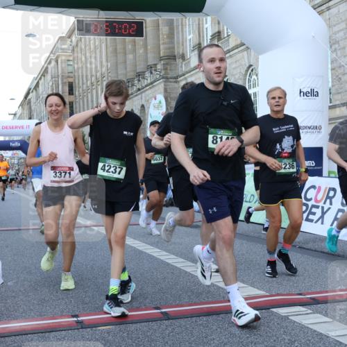 07.09.2025 - BARMER Alsterlauf Strokosch-Dieckow http://msf.ph/oto/8721965 07.09.2025 09:57:01 Ziel 2003, 2512, 2763, 2797, 2908, 3251, 3371, 3656, 3696, 3970, 4236, 4237, 4338, 4750, 4776, 5342, 5481, 5637, 5791, 5895, 5977, 6138, 6206, 6269, 6274, 8014, 8148, 8210 meine-sportfotos.de
