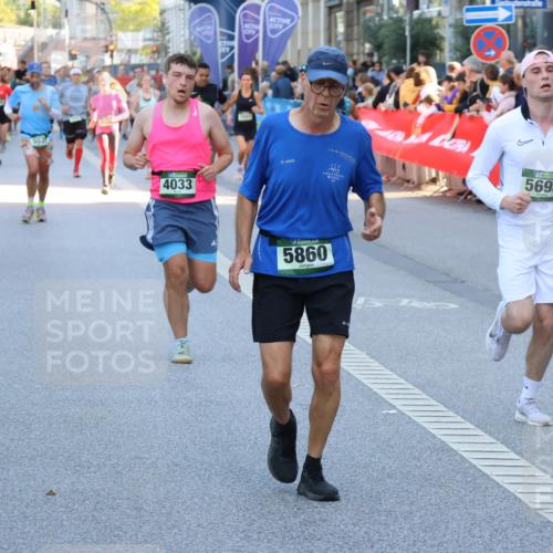 07.09.2025 - BARMER Alsterlauf Strokosch-Dieckow http://msf.ph/oto/8721979 07.09.2025 09:56:01 Ziel 2003, 2022, 2150, 2151, 2152, 2245, 2320, 2437, 2452, 2512, 2530, 2568, 2664, 2665, 2722, 3080, 3188, 3251, 3696, 3752, 3869, 3963, 4121, 4479, 4507, 4508, 4565, 4706, 4750, 4776, 5081, 5304, 5342, 5349, 5529, 5739, 5805, 5925, 6089, 6187, 6223, 8007, 8500 meine-sportfotos.de