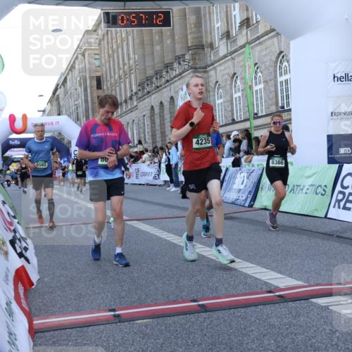 07.09.2025 - BARMER Alsterlauf Strokosch-Dieckow http://msf.ph/oto/8721993 07.09.2025 09:57:10 Ziel 2507, 2750, 2752, 2797, 2908, 4105, 4235, 5504, 5562, 5688, 5895, 5977, 6206, 6269, 6274, 8014, 8366, 8427 meine-sportfotos.de