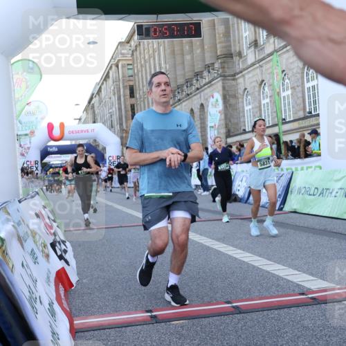 07.09.2025 - BARMER Alsterlauf Strokosch-Dieckow http://msf.ph/oto/8722010 07.09.2025 09:57:15 Ziel 2507, 2582, 2750, 2752, 2903, 3456, 3568, 3615, 3802, 3988, 4105, 5004, 5006, 5115, 5135, 5160, 5504, 5562, 5688, 5750, 6093, 8366 meine-sportfotos.de