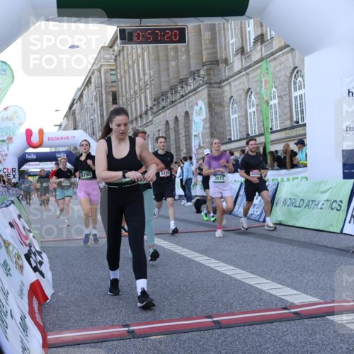 07.09.2025 - BARMER Alsterlauf Strokosch-Dieckow http://msf.ph/oto/8722018 07.09.2025 09:57:18 Ziel 2507, 2582, 2750, 2752, 2903, 3191, 3456, 3552, 3568, 3615, 3802, 3988, 4809, 5004, 5006, 5115, 5135, 5160, 5504, 5664, 5688, 5750, 6093, 8065, 8315, 8479 meine-sportfotos.de