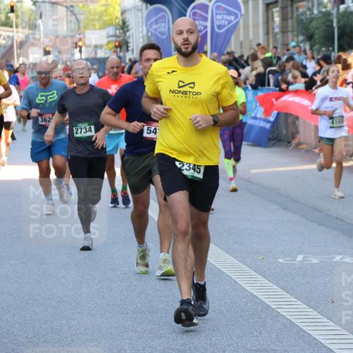 07.09.2025 - BARMER Alsterlauf Strokosch-Dieckow http://msf.ph/oto/8722032 07.09.2025 09:55:48 Ziel 2022, 2150, 2151, 2152, 2245, 2341, 2452, 2568, 2664, 2665, 2722, 2868, 3005, 3188, 3365, 3658, 3661, 3868, 3869, 4490, 4565, 4706, 4824, 5024, 5037, 5375, 5925, 6034, 6170, 6186, 6277, 8007, 8335, 8500 meine-sportfotos.de