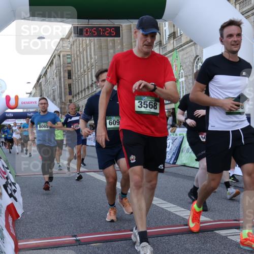 07.09.2025 - BARMER Alsterlauf Strokosch-Dieckow http://msf.ph/oto/8722033 07.09.2025 09:57:23 Ziel 2216, 2406, 2582, 2819, 2903, 2998, 3191, 3381, 3456, 3552, 3568, 3615, 3802, 3988, 4407, 4767, 4809, 4842, 4844, 5004, 5006, 5115, 5135, 5160, 5293, 5664, 5750, 5912, 5978, 6093, 8065, 8315, 8479 meine-sportfotos.de