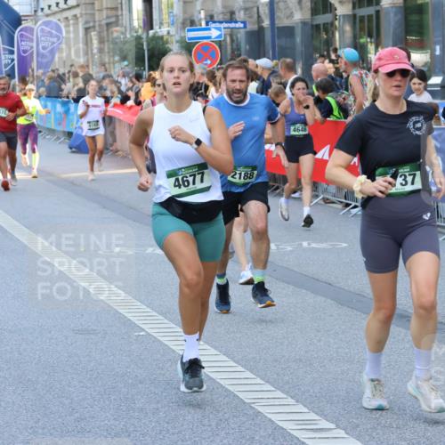 07.09.2025 - BARMER Alsterlauf Strokosch-Dieckow http://msf.ph/oto/8722039 07.09.2025 09:55:46 Ziel 2022, 2150, 2151, 2152, 2245, 2341, 2568, 2664, 2665, 2722, 2868, 3005, 3188, 3259, 3365, 3512, 3658, 3661, 3868, 3869, 4490, 4565, 4706, 4824, 5024, 5037, 5375, 6034, 6170, 6186, 6277, 8007, 8335, 8500 meine-sportfotos.de