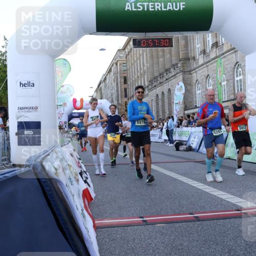 07.09.2025 - BARMER Alsterlauf Strokosch-Dieckow http://msf.ph/oto/8722044 07.09.2025 09:57:29 Ziel 2037, 2216, 2406, 2606, 2819, 2998, 3381, 3552, 4407, 4767, 4809, 4842, 4844, 5136, 5293, 5397, 5609, 5912, 5978, 6150, 6151, 8065, 8315 meine-sportfotos.de