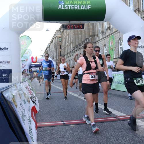 07.09.2025 - BARMER Alsterlauf Strokosch-Dieckow http://msf.ph/oto/8722075 07.09.2025 09:57:41 Ziel 2076, 2195, 2724, 3028, 3129, 3267, 3268, 3362, 3434, 3721, 4187, 4328, 4416, 4456, 4857, 4987, 5101, 5102, 5377, 5397, 5598, 5987, 6075, 8034, 8383 meine-sportfotos.de