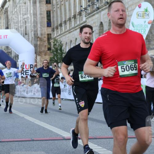 07.09.2025 - BARMER Alsterlauf Strokosch-Dieckow http://msf.ph/oto/8722092 07.09.2025 09:57:52 Ziel 2646, 3249, 3268, 3559, 3925, 4456, 4496, 4603, 4672, 4926, 4947, 4948, 5069, 5199, 5463, 5573, 5598, 5987, 6175, 6246, 8344 meine-sportfotos.de