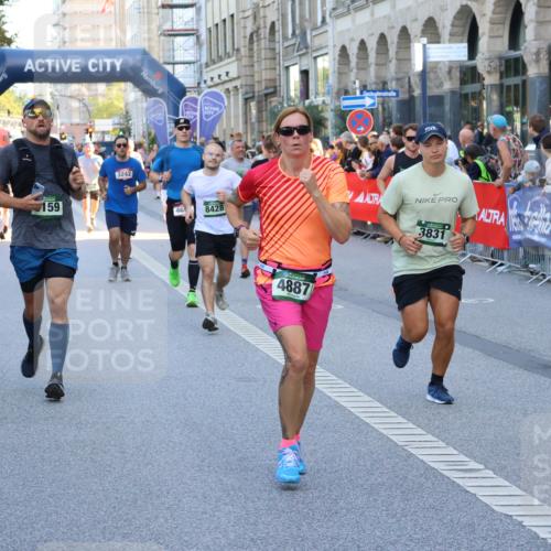 07.09.2025 - BARMER Alsterlauf Strokosch-Dieckow http://msf.ph/oto/8722100 07.09.2025 09:55:32 Ziel 2734, 3005, 3259, 3494, 3512, 3578, 3622, 3629, 3827, 3949, 4033, 4169, 4886, 4894, 5024, 5037, 5412, 5430, 5693, 5860, 6277, 6330, 8033, 8335 meine-sportfotos.de