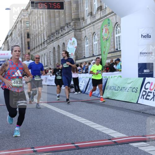 07.09.2025 - BARMER Alsterlauf Strokosch-Dieckow http://msf.ph/oto/8722101 07.09.2025 09:57:55 Ziel 2094, 2646, 3249, 3559, 3925, 4496, 4603, 4926, 4947, 4948, 5069, 5406, 5463, 5573, 6122, 6175, 6246, 8344 meine-sportfotos.de