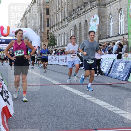 07.09.2025 - BARMER Alsterlauf Strokosch-Dieckow http://msf.ph/oto/8722116 07.09.2025 09:57:59 Ziel 2094, 2108, 2509, 3249, 3543, 3559, 3894, 3925, 4496, 4603, 4947, 4948, 5155, 5302, 5368, 5406, 5463, 5573, 5962, 6027, 6082, 6122, 6175, 8344, 8370 meine-sportfotos.de
