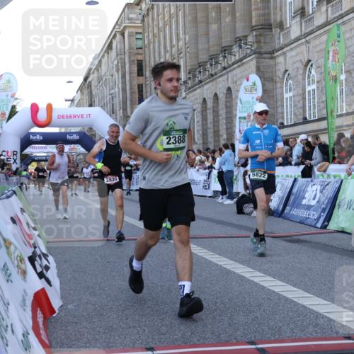 07.09.2025 - BARMER Alsterlauf Strokosch-Dieckow http://msf.ph/oto/8722153 07.09.2025 09:58:11 Ziel 2388, 2678, 2813, 2829, 2830, 3515, 3716, 3919, 3992, 4262, 5155, 5257, 5324, 5678, 5822, 5962, 8099 meine-sportfotos.de