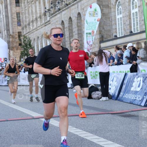 07.09.2025 - BARMER Alsterlauf Strokosch-Dieckow http://msf.ph/oto/8722184 07.09.2025 09:58:24 Ziel 2377, 2672, 3055, 4523, 4701, 4704, 4888, 4920, 5075, 5079, 5366, 5629, 5697, 5842, 5843, 5864, 5901, 6074, 6135, 6238 meine-sportfotos.de