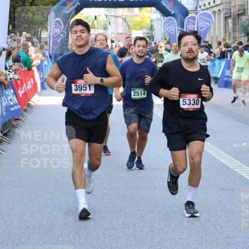 07.09.2025 - BARMER Alsterlauf Strokosch-Dieckow http://msf.ph/oto/8722197 07.09.2025 09:55:15 Ziel 2029, 2188, 2345, 2445, 2616, 2734, 2737, 2800, 3211, 3242, 3298, 3494, 3578, 3629, 3827, 3831, 4169, 4646, 4657, 4677, 4839, 4886, 5350, 5412, 5675, 5691, 5713, 5903, 6330, 8033, 8129, 8309 meine-sportfotos.de