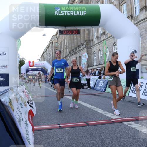 07.09.2025 - BARMER Alsterlauf Strokosch-Dieckow http://msf.ph/oto/8722198 07.09.2025 09:58:28 Ziel 2672, 3055, 4012, 4701, 4723, 4888, 4920, 5366, 5384, 5690, 5697, 5842, 5843, 6074, 6238, 6324, 8052 meine-sportfotos.de