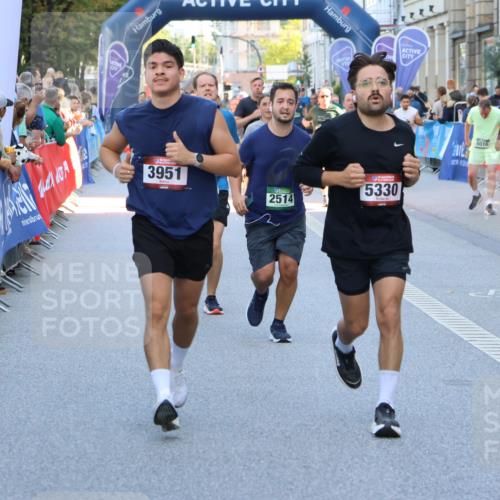 07.09.2025 - BARMER Alsterlauf Strokosch-Dieckow http://msf.ph/oto/8722200 07.09.2025 09:55:15 Ziel 2029, 2188, 2345, 2445, 2616, 2734, 2737, 2800, 3211, 3242, 3298, 3494, 3578, 3629, 3827, 3831, 4169, 4646, 4657, 4677, 4839, 4886, 5350, 5412, 5675, 5691, 5713, 5903, 6330, 8033, 8129, 8309 meine-sportfotos.de