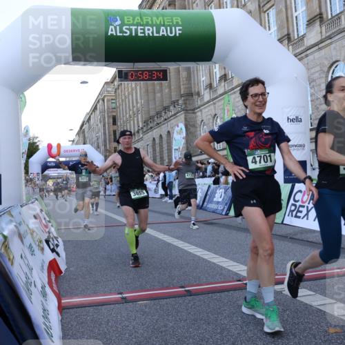 07.09.2025 - BARMER Alsterlauf Strokosch-Dieckow http://msf.ph/oto/8722213 07.09.2025 09:58:32 Ziel 2257, 2670, 2672, 3055, 4012, 4618, 4701, 4723, 4888, 5384, 5690, 5842, 5843, 6014, 6074, 6324, 8052, 8091, 8439 meine-sportfotos.de