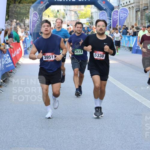 07.09.2025 - BARMER Alsterlauf Strokosch-Dieckow http://msf.ph/oto/8722225 07.09.2025 09:55:15 Ziel 2029, 2188, 2345, 2445, 2616, 2734, 2737, 2800, 3211, 3242, 3298, 3494, 3578, 3629, 3827, 3831, 4169, 4646, 4657, 4677, 4839, 4886, 5350, 5412, 5675, 5691, 5713, 5903, 6330, 8033, 8129, 8309 meine-sportfotos.de