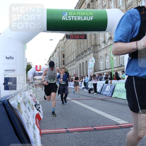 07.09.2025 - BARMER Alsterlauf Strokosch-Dieckow http://msf.ph/oto/8722236 07.09.2025 09:58:40 Ziel 2257, 2670, 2984, 3347, 4006, 4618, 4712, 4752, 4843, 4873, 5196, 5260, 5567, 5690, 6014, 6023, 8042, 8052, 8091, 8439 meine-sportfotos.de