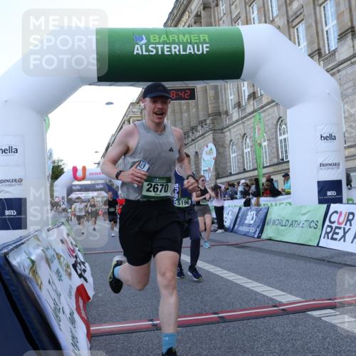 07.09.2025 - BARMER Alsterlauf Strokosch-Dieckow http://msf.ph/oto/8722238 07.09.2025 09:58:41 Ziel 2257, 2670, 2984, 3347, 4006, 4283, 4618, 4712, 4752, 4843, 4873, 5196, 5260, 5567, 6014, 6023, 8042, 8091, 8439 meine-sportfotos.de