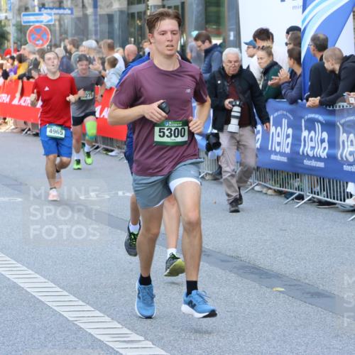 07.09.2025 - BARMER Alsterlauf Strokosch-Dieckow http://msf.ph/oto/8722252 07.09.2025 09:55:10 Ziel 2029, 2188, 2345, 2374, 2445, 2616, 2737, 2800, 3211, 3242, 3298, 3831, 3961, 4646, 4657, 4677, 4839, 5011, 5350, 5675, 5691, 5713, 5903, 8129, 8159, 8309 meine-sportfotos.de