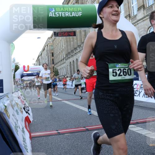 07.09.2025 - BARMER Alsterlauf Strokosch-Dieckow http://msf.ph/oto/8722253 07.09.2025 09:58:46 Ziel 2729, 2730, 2740, 2984, 3207, 3347, 4006, 4229, 4283, 4712, 4752, 4843, 4873, 4900, 5260, 5567, 5685, 5929, 5930, 5981, 6001, 6023, 8042 meine-sportfotos.de