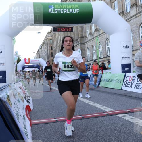 07.09.2025 - BARMER Alsterlauf Strokosch-Dieckow http://msf.ph/oto/8722260 07.09.2025 09:58:49 Ziel 2729, 2730, 2740, 3207, 3347, 3813, 4006, 4229, 4283, 4828, 4873, 4900, 5260, 5567, 5685, 5793, 5929, 5930, 5981, 6001, 8042 meine-sportfotos.de