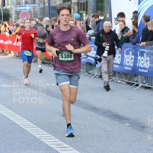 07.09.2025 - BARMER Alsterlauf Strokosch-Dieckow http://msf.ph/oto/8722261 07.09.2025 09:55:10 Ziel 2029, 2188, 2345, 2374, 2445, 2616, 2737, 2800, 3211, 3242, 3298, 3831, 3961, 4646, 4657, 4677, 4839, 5011, 5350, 5675, 5691, 5713, 5903, 8129, 8159, 8309 meine-sportfotos.de