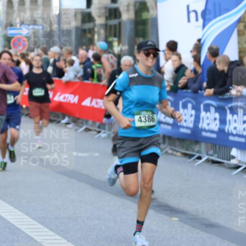 07.09.2025 - BARMER Alsterlauf Strokosch-Dieckow http://msf.ph/oto/8722278 07.09.2025 09:55:09 Ziel 2029, 2374, 2445, 2569, 2616, 2737, 2800, 3211, 3242, 3298, 3831, 3961, 4646, 4657, 4677, 4839, 4887, 5011, 5350, 5494, 5675, 5691, 5713, 5903, 8129, 8159, 8263, 8309 meine-sportfotos.de