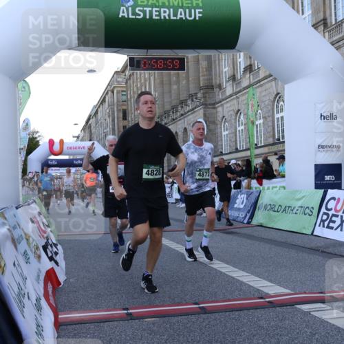 07.09.2025 - BARMER Alsterlauf Strokosch-Dieckow http://msf.ph/oto/8722285 07.09.2025 09:58:57 Ziel 2210, 2375, 2483, 2729, 2730, 2803, 3040, 3266, 3479, 3704, 3813, 4119, 4135, 4423, 4558, 4559, 4698, 4828, 4872, 5147, 5793, 6001, 8334 meine-sportfotos.de