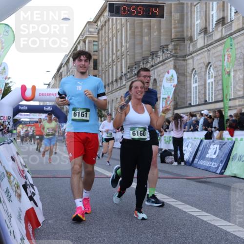 07.09.2025 - BARMER Alsterlauf Strokosch-Dieckow http://msf.ph/oto/8722333 07.09.2025 09:59:13 Ziel 2297, 2640, 2867, 2988, 3394, 3593, 3631, 3666, 4227, 4242, 4940, 4972, 5174, 5498, 5548, 5723, 5834, 5882, 6160, 6161, 8239 meine-sportfotos.de