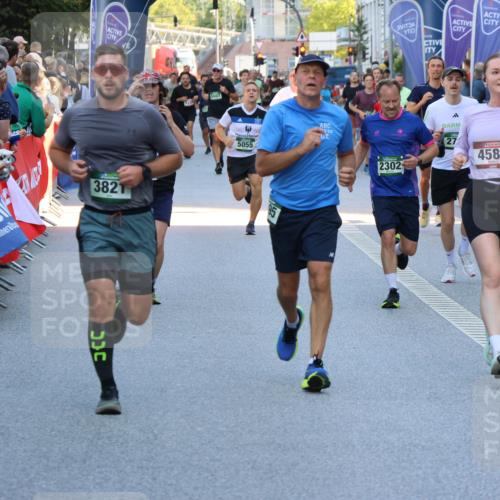 07.09.2025 - BARMER Alsterlauf Strokosch-Dieckow http://msf.ph/oto/8722341 07.09.2025 09:54:57 Ziel 2374, 2419, 2516, 2569, 2800, 3048, 3122, 3242, 3298, 3831, 3961, 4436, 4657, 4839, 4887, 5011, 5026, 5321, 5494, 5535, 5549, 5691, 5713, 5949, 8050, 8095, 8159, 8263, 8407 meine-sportfotos.de