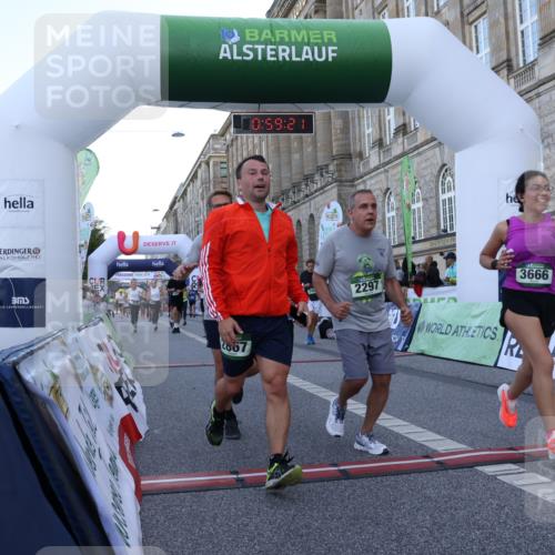 07.09.2025 - BARMER Alsterlauf Strokosch-Dieckow http://msf.ph/oto/8722351 07.09.2025 09:59:19 Ziel 2055, 2297, 2786, 2808, 2867, 3394, 3482, 3666, 4188, 4290, 4940, 5099, 5100, 5174, 5335, 5498, 5501, 5518, 5548, 5723, 5834, 8117, 8239 meine-sportfotos.de