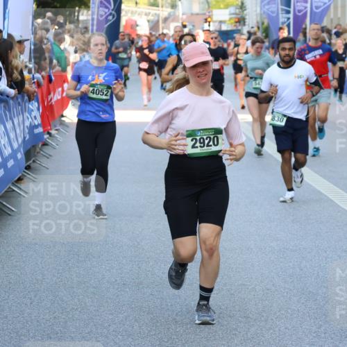07.09.2025 - BARMER Alsterlauf Strokosch-Dieckow http://msf.ph/oto/8722397 07.09.2025 09:54:43 Ziel 2302, 2514, 2751, 3115, 3122, 3646, 3662, 3951, 4014, 4275, 4386, 4436, 4441, 4786, 4965, 4980, 5055, 5300, 5321, 5330, 5549, 5607, 5949, 6062, 6079, 6143, 6215, 8016 meine-sportfotos.de