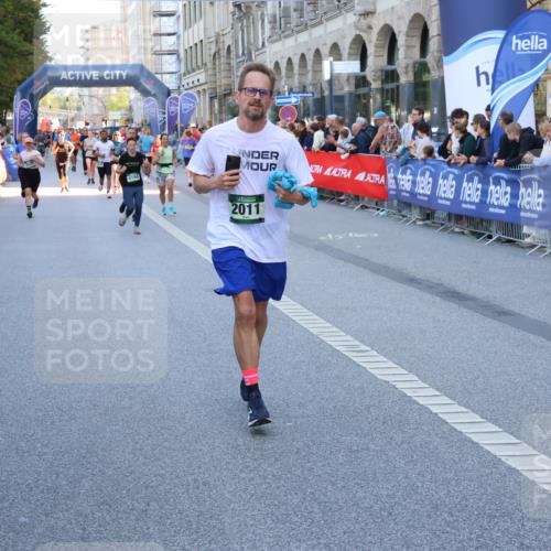 07.09.2025 - BARMER Alsterlauf Strokosch-Dieckow http://msf.ph/oto/8722410 07.09.2025 09:54:37 Ziel 2302, 2514, 2751, 3115, 3646, 3662, 3951, 4014, 4275, 4386, 4441, 4580, 4786, 4965, 4980, 5055, 5195, 5300, 5321, 5330, 5398, 5462, 5607, 6062, 6079, 6143, 6215, 8016, 8303 meine-sportfotos.de