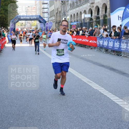 07.09.2025 - BARMER Alsterlauf Strokosch-Dieckow http://msf.ph/oto/8722412 07.09.2025 09:54:37 Ziel 2302, 2514, 2751, 3115, 3646, 3662, 3951, 4014, 4275, 4386, 4441, 4580, 4786, 4965, 4980, 5055, 5195, 5300, 5321, 5330, 5398, 5462, 5607, 6062, 6079, 6143, 6215, 8016, 8303 meine-sportfotos.de