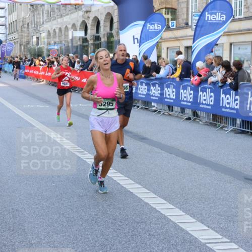 07.09.2025 - BARMER Alsterlauf Strokosch-Dieckow http://msf.ph/oto/8722423 07.09.2025 09:54:34 Ziel 2302, 2751, 2924, 3464, 3646, 3662, 3821, 4014, 4386, 4580, 4786, 4965, 4980, 5055, 5195, 5300, 5398, 5462, 5607, 6062, 6079, 6106, 6143, 6215, 6248, 8016, 8303 meine-sportfotos.de