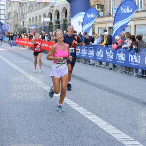 07.09.2025 - BARMER Alsterlauf Strokosch-Dieckow http://msf.ph/oto/8722424 07.09.2025 09:54:34 Ziel 2302, 2751, 2924, 3464, 3646, 3662, 3821, 4014, 4386, 4580, 4786, 4965, 4980, 5055, 5195, 5300, 5398, 5462, 5607, 6062, 6079, 6106, 6143, 6215, 6248, 8016, 8303 meine-sportfotos.de