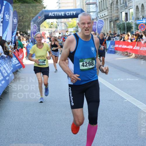 07.09.2025 - BARMER Alsterlauf Strokosch-Dieckow http://msf.ph/oto/8722432 07.09.2025 09:54:28 Ziel 2086, 2272, 2302, 2429, 2608, 2610, 2751, 2924, 3049, 3078, 3464, 3821, 4014, 4580, 4786, 4956, 5055, 5169, 5195, 5398, 5433, 5434, 5462, 5527, 6062, 6079, 6106, 6215, 6248, 6264, 8303 meine-sportfotos.de