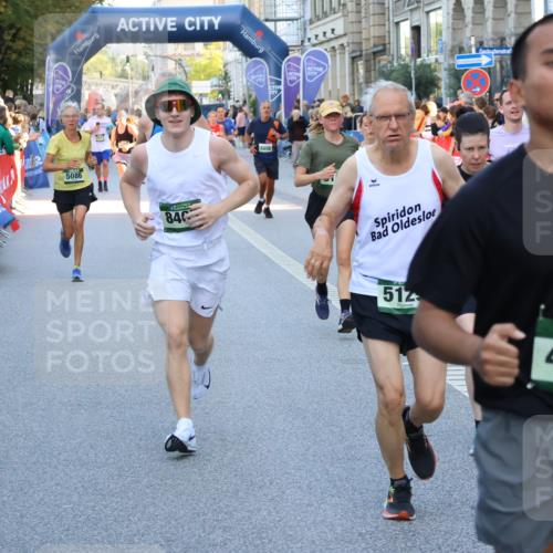 07.09.2025 - BARMER Alsterlauf Strokosch-Dieckow http://msf.ph/oto/8722440 07.09.2025 09:54:25 Ziel 2086, 2272, 2302, 2397, 2429, 2608, 2610, 2751, 2924, 3049, 3078, 3464, 3821, 4014, 4580, 4830, 4897, 4956, 5169, 5195, 5398, 5433, 5434, 5462, 5527, 6062, 6106, 6215, 6248, 6264, 8303 meine-sportfotos.de