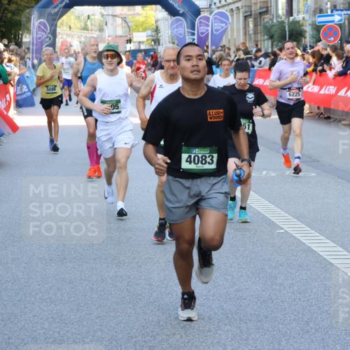 07.09.2025 - BARMER Alsterlauf Strokosch-Dieckow http://msf.ph/oto/8722444 07.09.2025 09:54:24 Ziel 2086, 2131, 2272, 2302, 2397, 2429, 2608, 2610, 2751, 2924, 3049, 3078, 3464, 3821, 4014, 4052, 4580, 4830, 4897, 4956, 5169, 5195, 5398, 5433, 5434, 5462, 5527, 6062, 6106, 6215, 6248, 6264, 8303 meine-sportfotos.de