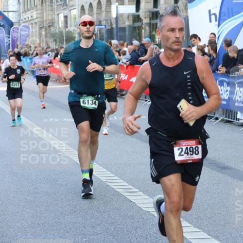 07.09.2025 - BARMER Alsterlauf Strokosch-Dieckow http://msf.ph/oto/8722447 07.09.2025 09:54:22 Ziel 2086, 2131, 2272, 2397, 2429, 2608, 2610, 2920, 2924, 3049, 3078, 3464, 3821, 4052, 4194, 4580, 4830, 4897, 4956, 5169, 5195, 5398, 5433, 5434, 5462, 5527, 6106, 6248, 6264, 8303 meine-sportfotos.de