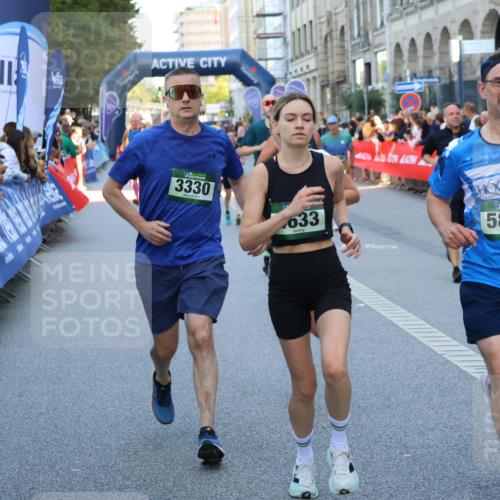 07.09.2025 - BARMER Alsterlauf Strokosch-Dieckow http://msf.ph/oto/8722449 07.09.2025 09:54:19 Ziel 2086, 2131, 2272, 2397, 2429, 2608, 2610, 2920, 2924, 3049, 3067, 3078, 3464, 3821, 4052, 4194, 4830, 4897, 4956, 5169, 5195, 5433, 5434, 5462, 5527, 6106, 6248, 6264 meine-sportfotos.de
