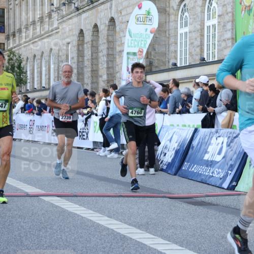 07.09.2025 - BARMER Alsterlauf Strokosch-Dieckow http://msf.ph/oto/8722469 07.09.2025 09:59:46 Ziel 2193, 2423, 2612, 2739, 2832, 3264, 3415, 4241, 4463, 4760, 4840, 5038, 5437, 5707, 5819, 5996, 8379, 8398, 8447 meine-sportfotos.de